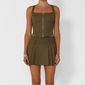 Classic Brown Pleated Skirt